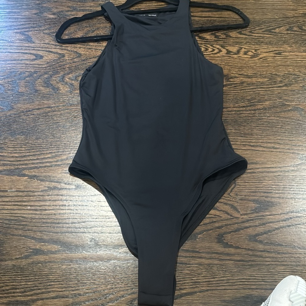 SHEIN BODYSUIT SIZE S - Picture 2 of 4